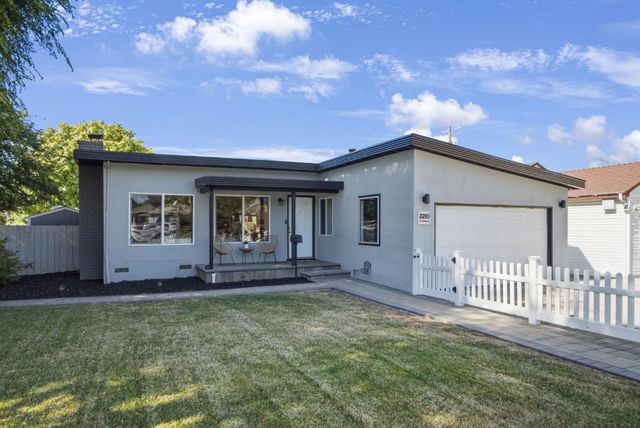 2293 W Hedding Street, San Jose, CA 95128
