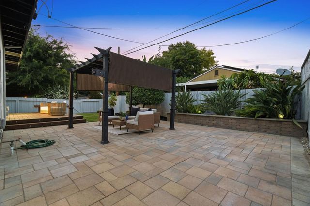 2293 W Hedding Street, San Jose, CA 95128