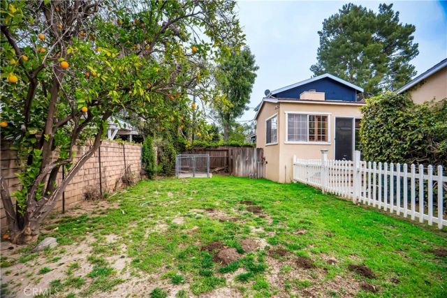 22117 San Miguel, Woodland Hills, CA 91364