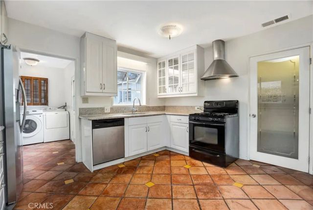 22117 San Miguel, Woodland Hills, CA 91364