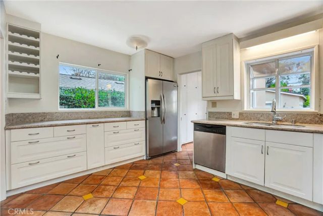 22117 San Miguel, Woodland Hills, CA 91364