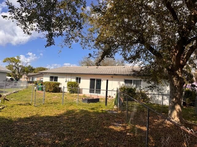 11180 NW 35th Street, Coral Springs, FL 33065