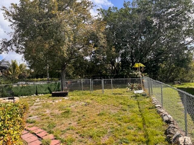 11180 NW 35th Street, Coral Springs, FL 33065