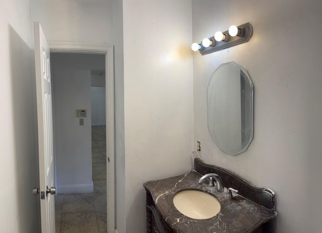 11180 NW 35th Street, Coral Springs, FL 33065