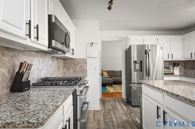 9399 Marlbourne Way, Hanover, VA 23116