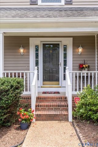 9399 Marlbourne Way, Hanover, VA 23116