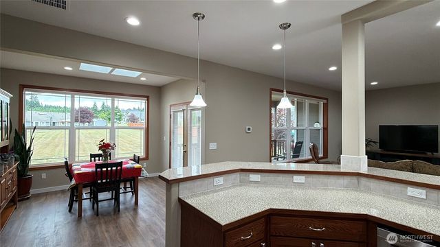 117 Garrett Loop, Chehalis, WA 98532