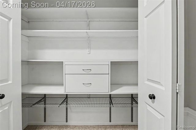 734 Lake Ridge Road, Rochester Hills, MI 48307