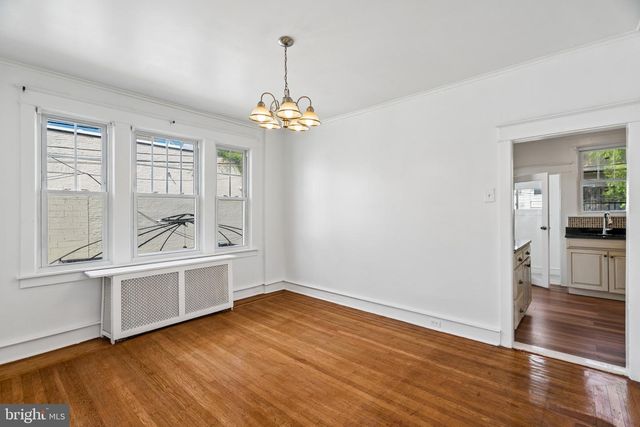 15 S WYCOMBE AVE, Lansdowne, PA 19050