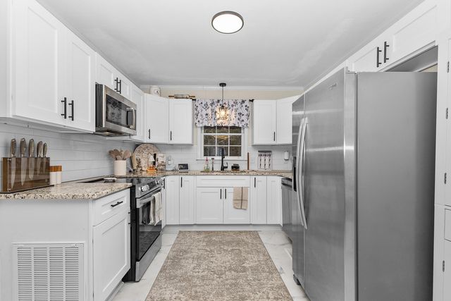 419 Azalea Drive, Walterboro, SC 29488