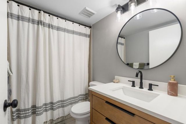 110 Half Moon Circle D1, Hypoluxo, FL 33462