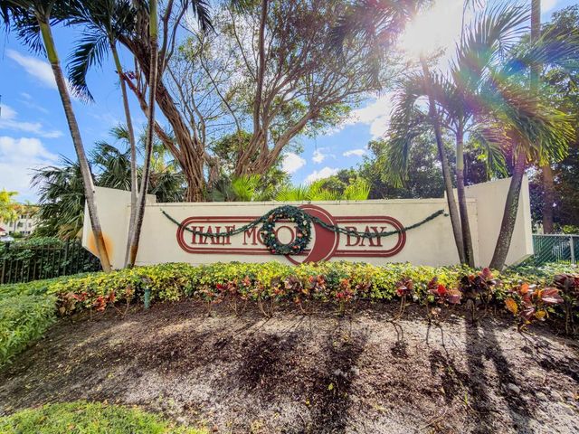 110 Half Moon Circle D1, Hypoluxo, FL 33462