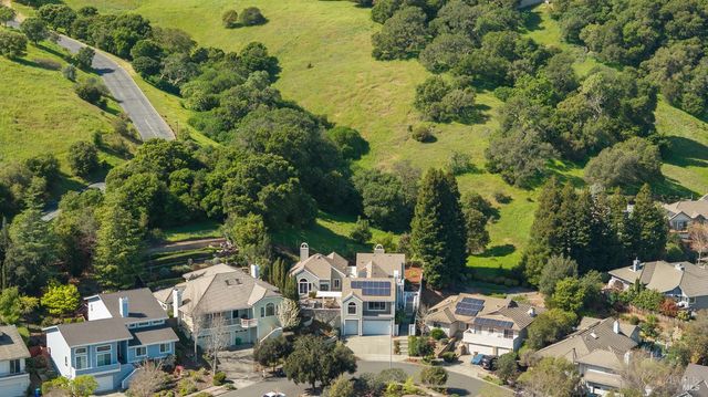 42 Clement Ct, Napa, CA 94558