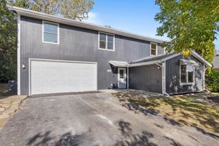 1131 Candlewick Drive, Poplar Grove, IL 61065