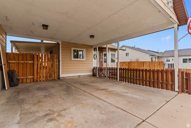 4576 S 3850 W, Roy, UT 84401