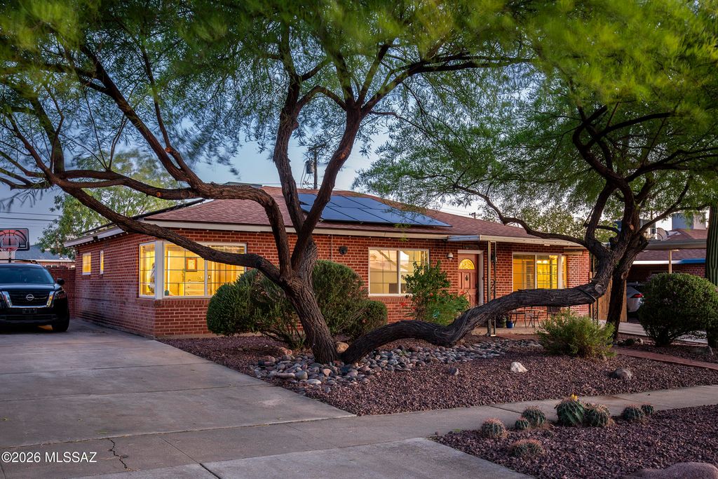 6518 E 12th Street, Tucson, AZ 85710