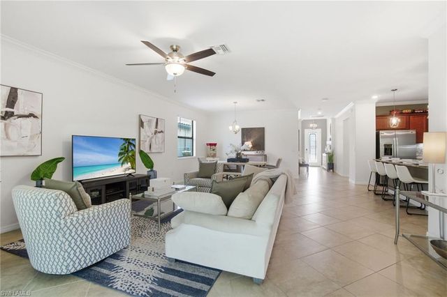 9216 Woodhurst DR, Naples, FL 34120