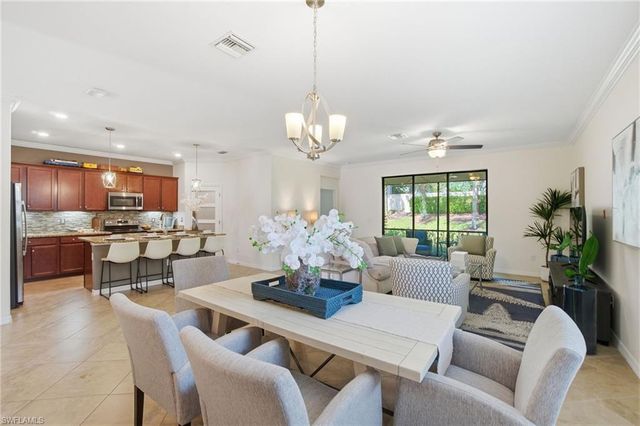 9216 Woodhurst DR, Naples, FL 34120