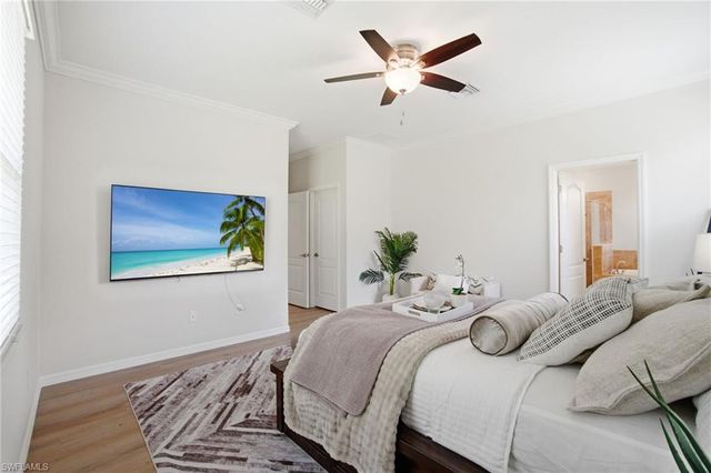 9216 Woodhurst DR, Naples, FL 34120