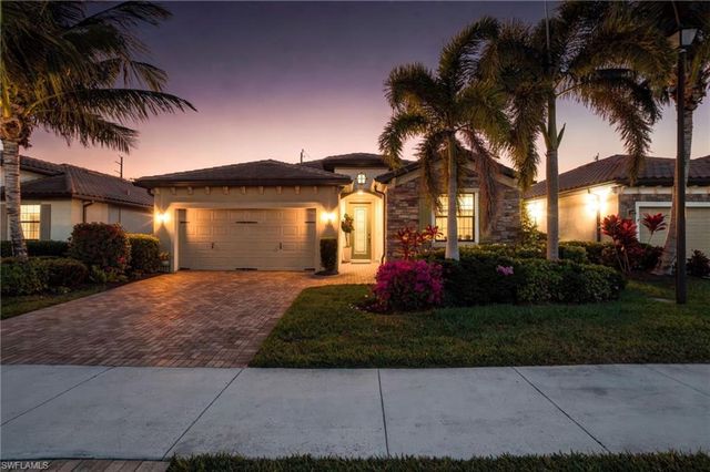 9216 Woodhurst DR, Naples, FL 34120