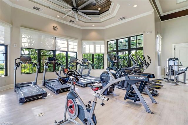 9216 Woodhurst DR, Naples, FL 34120