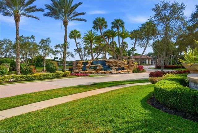 9216 Woodhurst DR, Naples, FL 34120