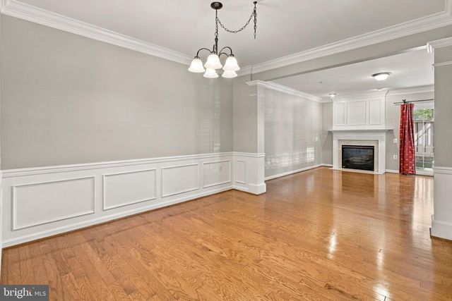 1401 ROUNDHOUSE LN, Alexandria, VA 22314