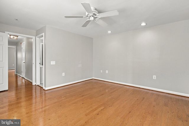1401 ROUNDHOUSE LN, Alexandria, VA 22314