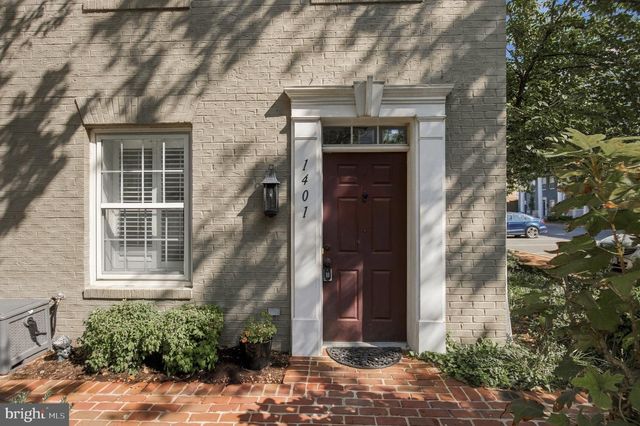 1401 ROUNDHOUSE LN, Alexandria, VA 22314