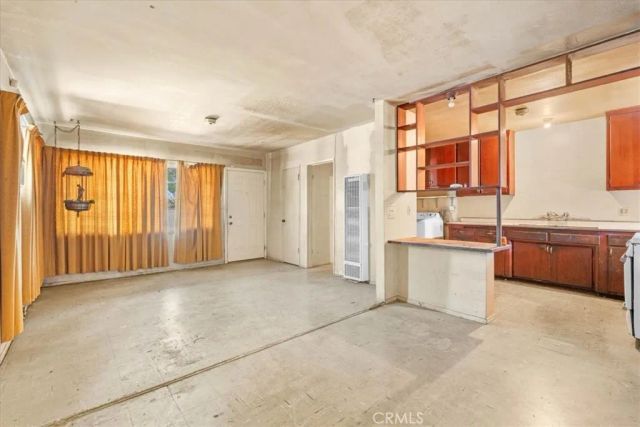 1243 Mandalay, Ontario, CA 91764