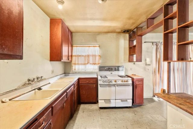 1243 Mandalay, Ontario, CA 91764