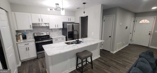 8975 Ashwood Drive, Riverdale, GA 30274