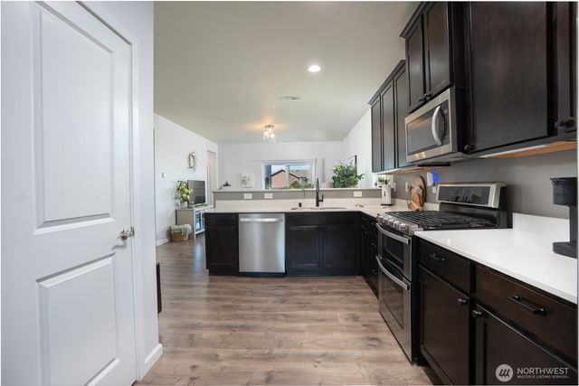 386 Grennan Lane N, Enumclaw, WA 98022