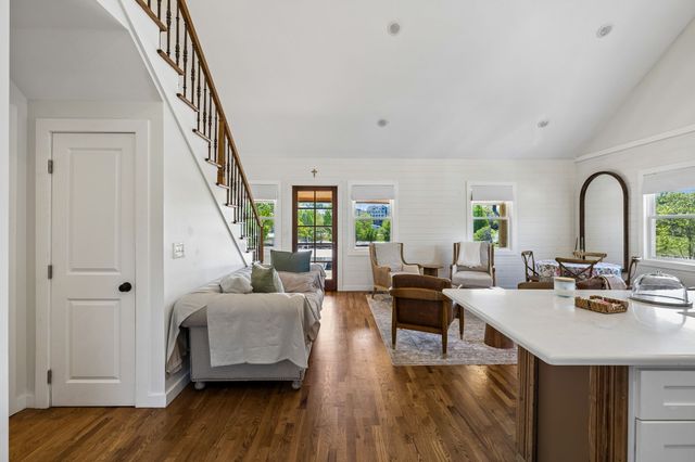 1806 Riverside Rd, Old Hickory, TN 37138