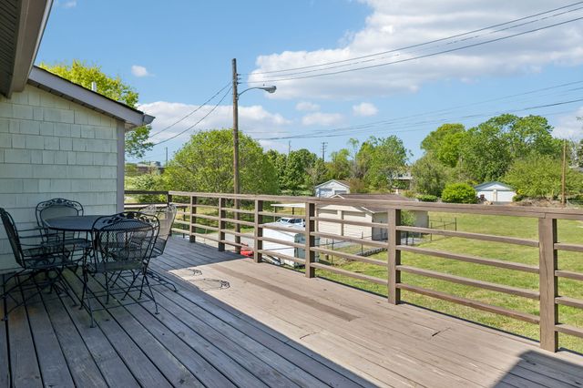 1806 Riverside Rd, Old Hickory, TN 37138