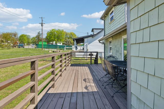 1806 Riverside Rd, Old Hickory, TN 37138