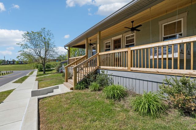1806 Riverside Rd, Old Hickory, TN 37138