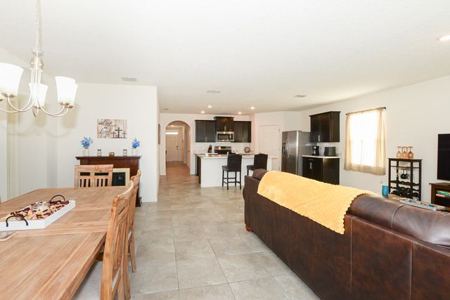 567 SW Paar Drive, Port St. Lucie, Port St Lucie, FL 34953