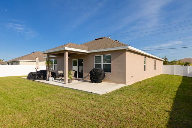 567 SW Paar Drive, Port St. Lucie, Port St Lucie, FL 34953