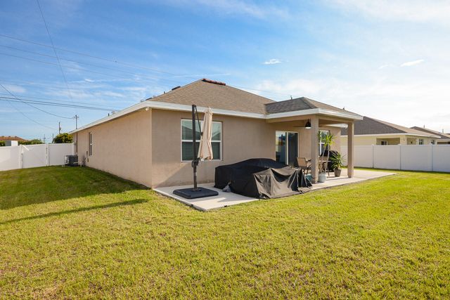 567 SW Paar Drive, Port St. Lucie, Port St Lucie, FL 34953