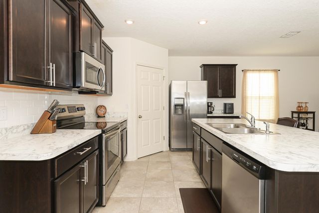 567 SW Paar Drive, Port St. Lucie, Port St Lucie, FL 34953