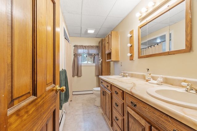 437 Lowell St, Peabody, MA 01960