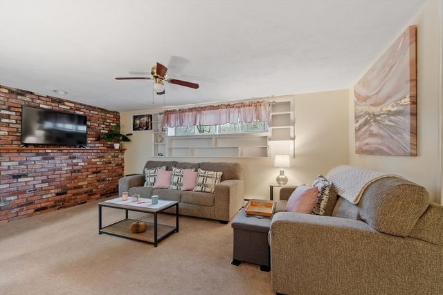 437 Lowell St, Peabody, MA 01960