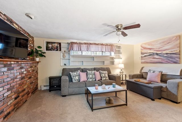 437 Lowell St, Peabody, MA 01960