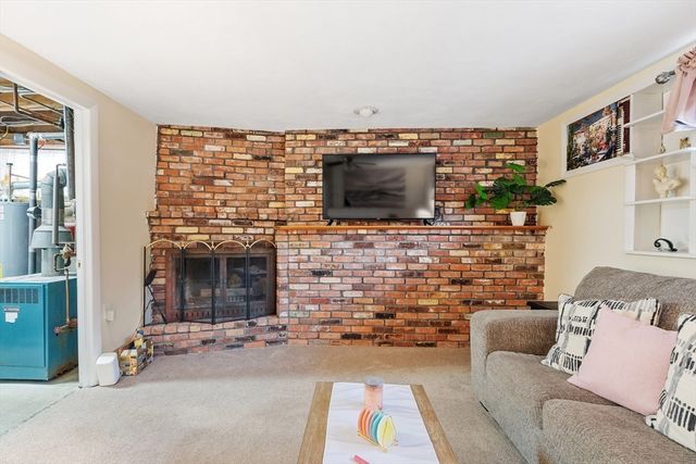 437 Lowell St, Peabody, MA 01960