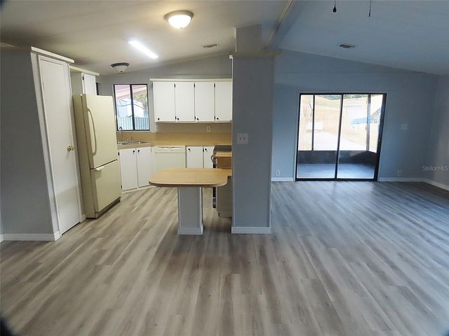 1077 QUAIL DRIVE, Deland, FL 32724