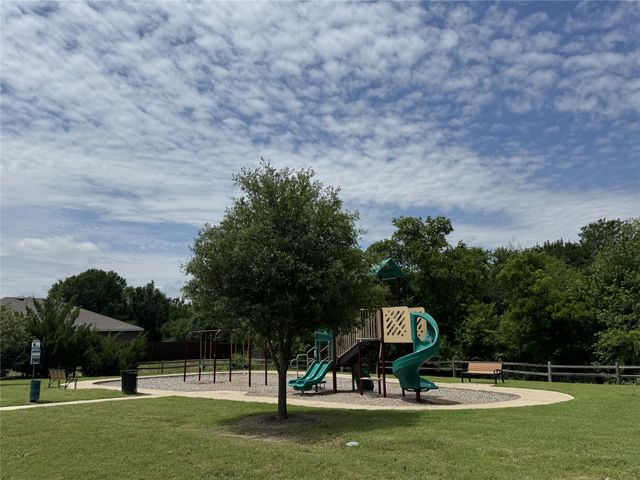 2209 Cinnamon Springs Road, Glenn Heights, TX 75154