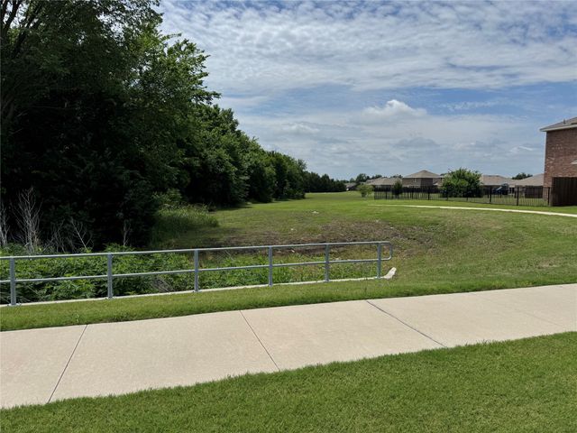 2209 Cinnamon Springs Road, Glenn Heights, TX 75154
