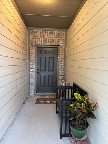 2209 Cinnamon Springs Road, Glenn Heights, TX 75154