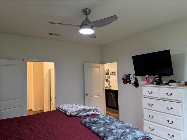 2209 Cinnamon Springs Road, Glenn Heights, TX 75154